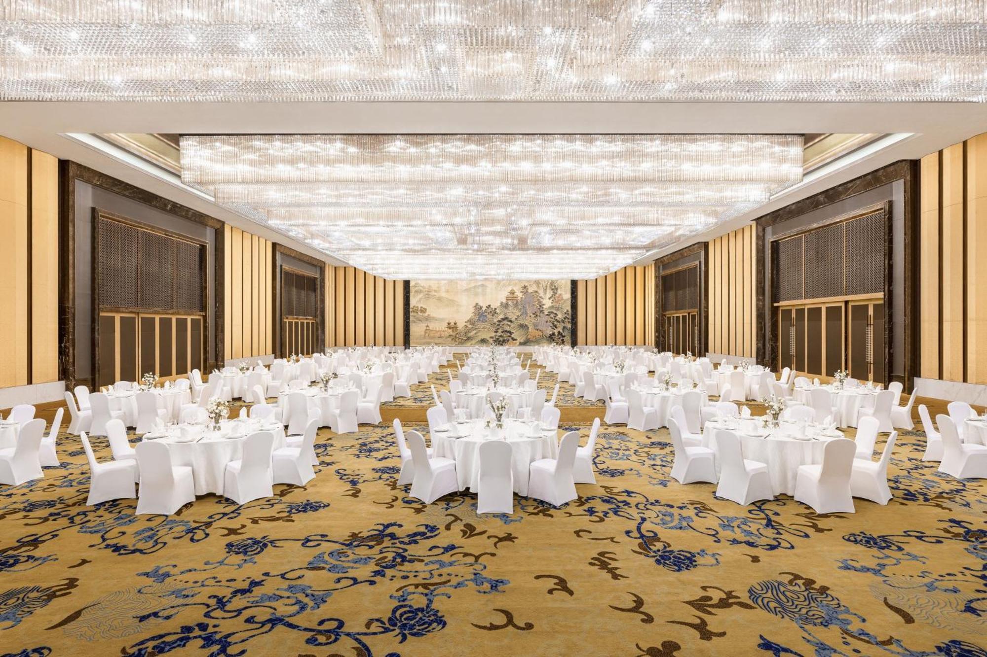The Westin Wuhan Wuchang Exterior photo